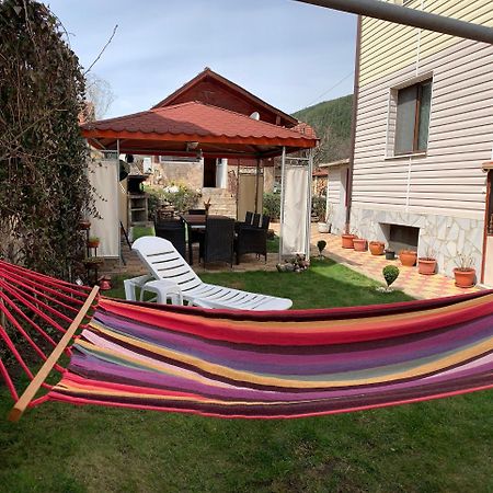 Sunny House Hotel Madzhare Exterior foto